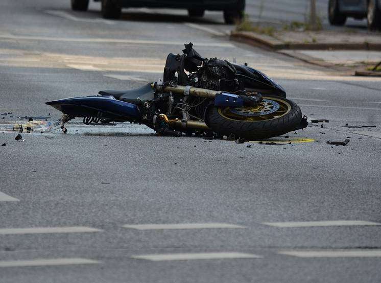 20160429033245_accident