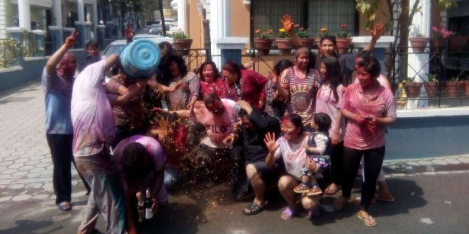 20180228014455_holi