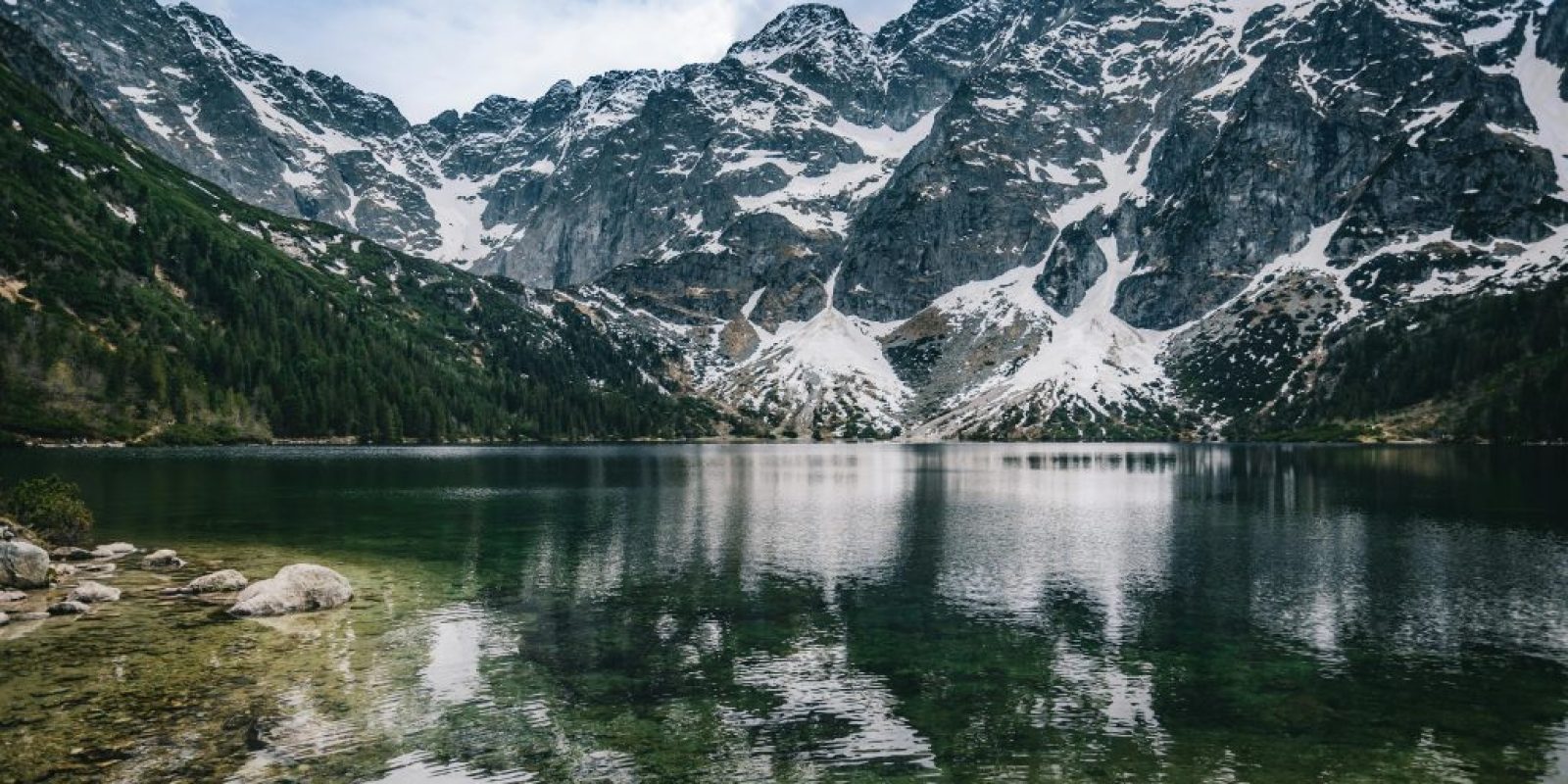 The lake is crystal-clear and lures everyone with its natural beauty. Rara Lake is home to diverse flora and fauna as it lies in the Rara National Park.