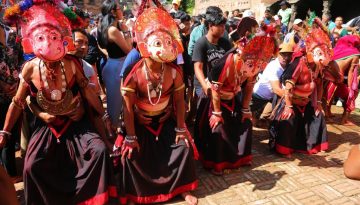 Nil Barahi Dance