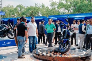 Bajaj Bajaj